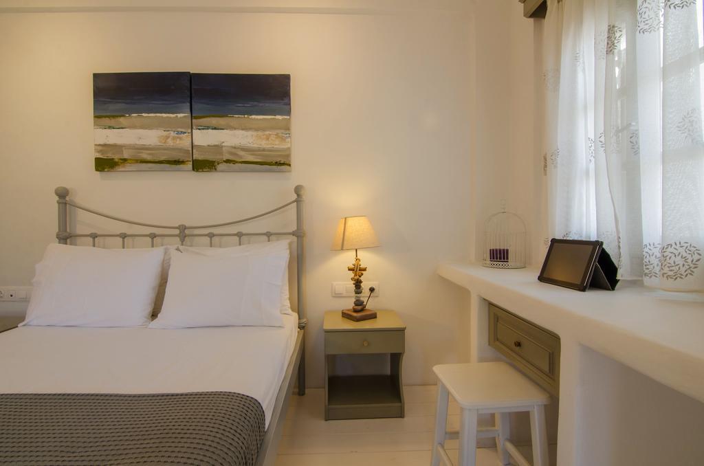 Island House Hotel Mylopotas Bagian luar foto