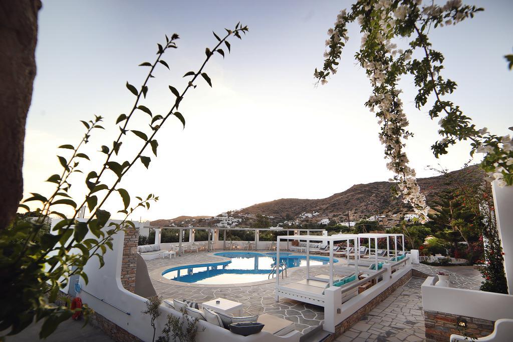 Island House Hotel Mylopotas Bagian luar foto